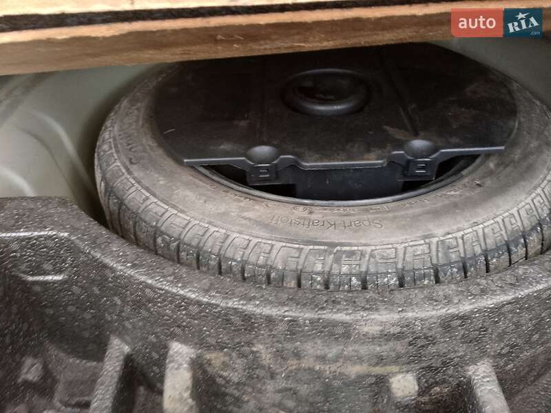 Універсал Skoda Fabia 2002 в Тлумачі