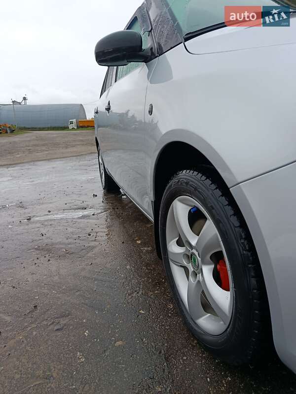 Универсал Skoda Fabia 2012 в Гусятине