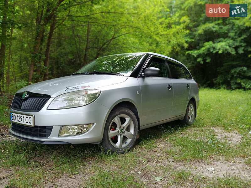 Универсал Skoda Fabia 2012 в Гусятине