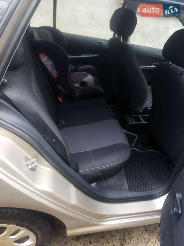 Універсал Skoda Fabia 2005 в Рівному