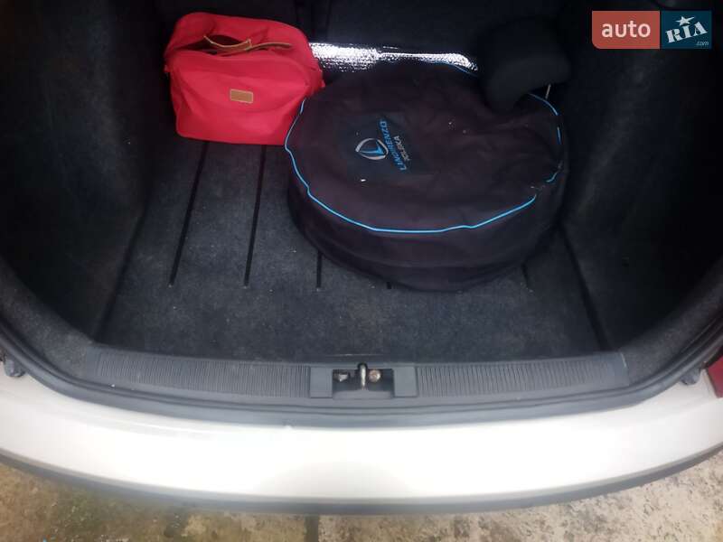 Універсал Skoda Fabia 2005 в Рівному