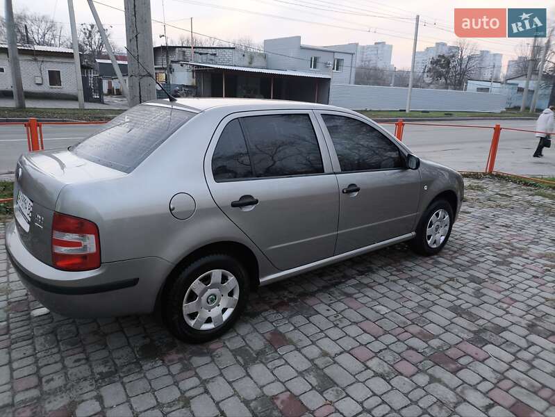 Седан Skoda Fabia 2007 в Харкові