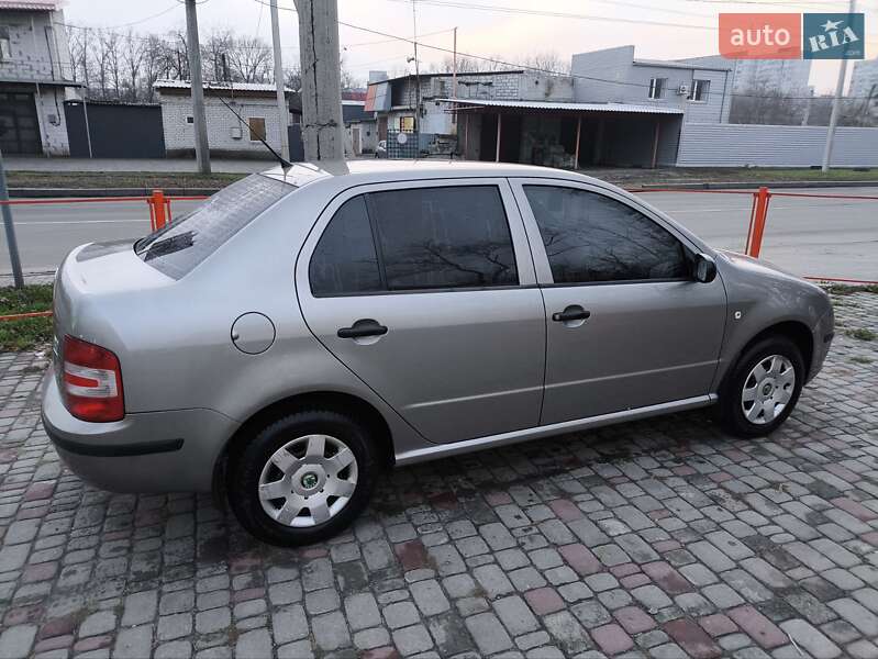 Седан Skoda Fabia 2007 в Харкові