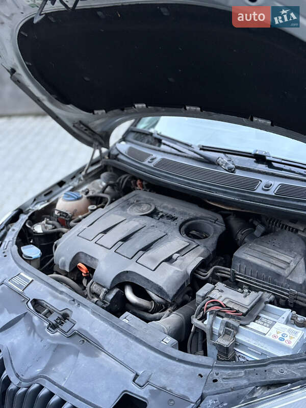 Универсал Skoda Fabia 2011 в Тернополе