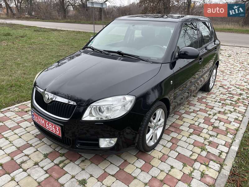 Хэтчбек Skoda Fabia 2008 в Хороле