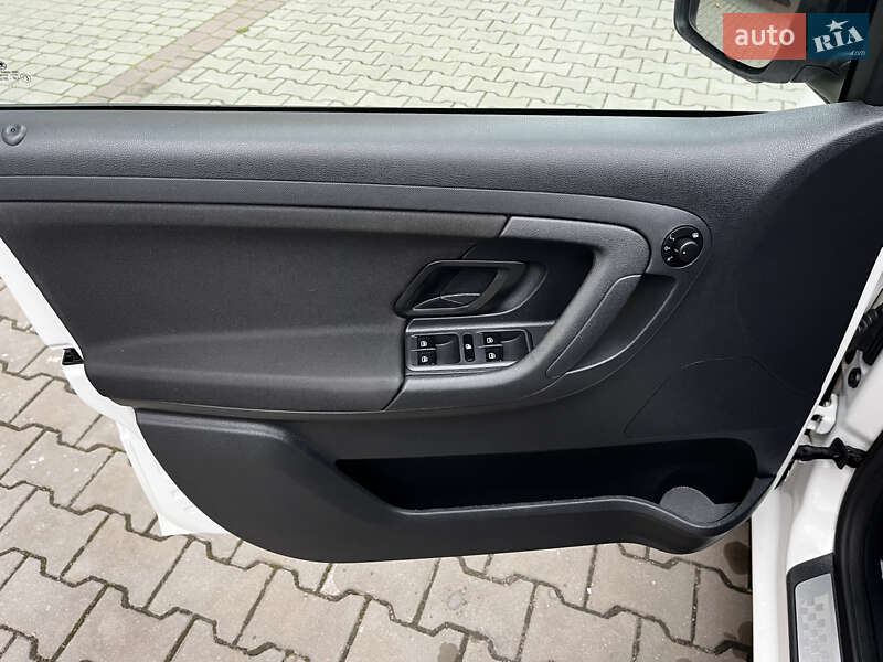 Универсал Skoda Fabia 2011 в Луцке