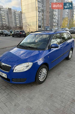 Универсал Skoda Fabia 2009 в Черкассах