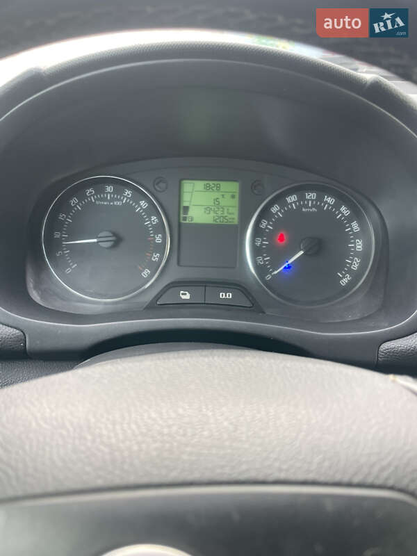 Универсал Skoda Fabia 2010 в Хмельницком