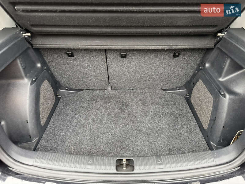 Хэтчбек Skoda Fabia 2008 в Днепре