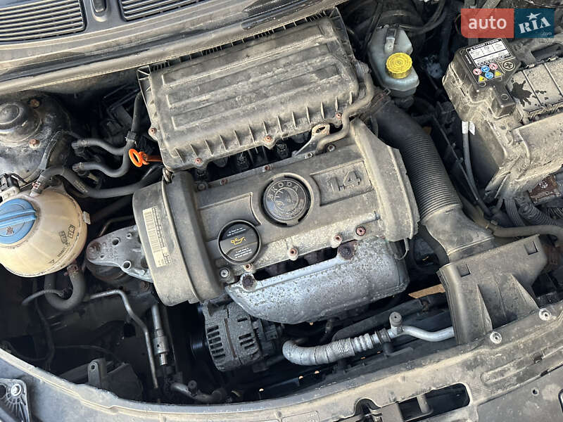 Універсал Skoda Fabia 2008 в Луцьку