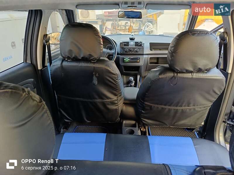 Хэтчбек Skoda Fabia 2008 в Днепре