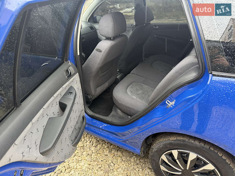 Универсал Skoda Fabia 2001 в Кременце