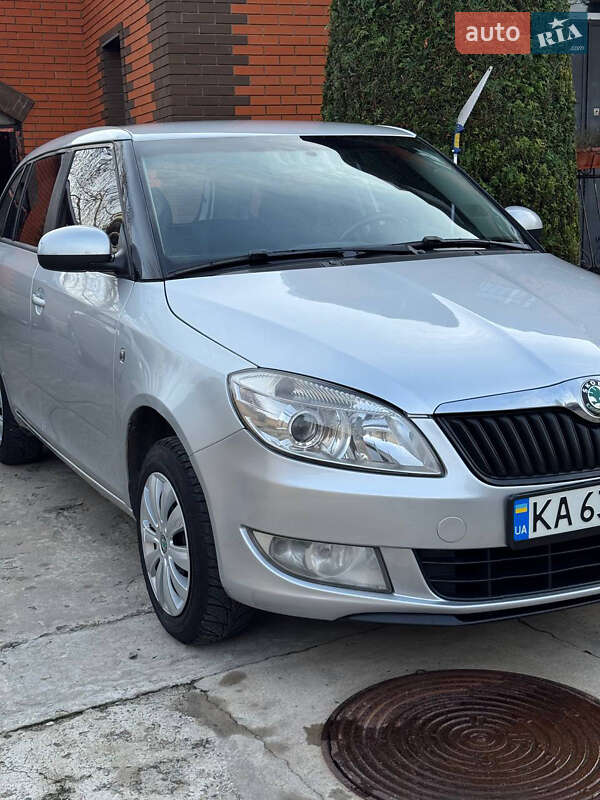 Skoda Fabia 2012 Skoda Fabia 2012