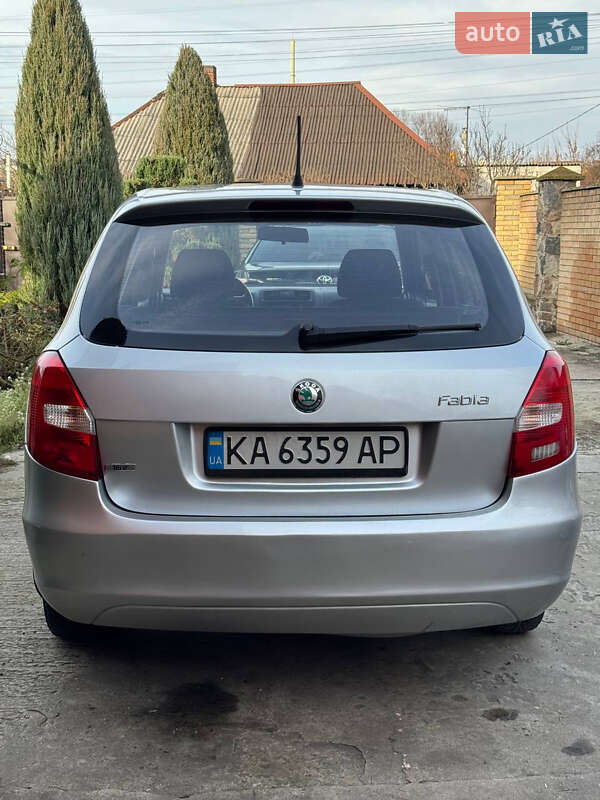 Універсал Skoda Fabia 2012 в Києві
