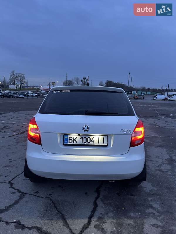 Хетчбек Skoda Fabia 2009 в Рівному