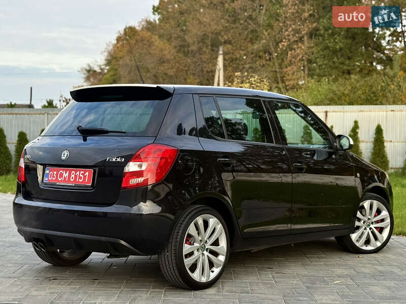 Хетчбек Skoda Fabia 2011 в Луцьку