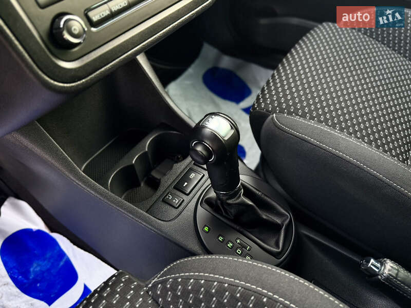 Хетчбек Skoda Fabia 2011 в Луцьку