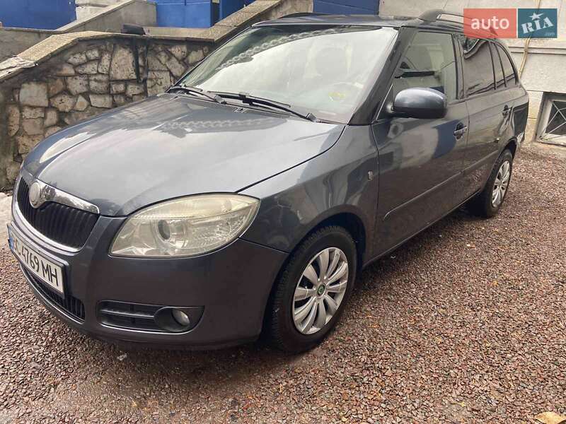 Универсал Skoda Fabia 2009 в Львове