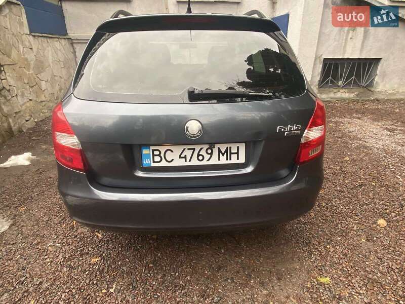 Универсал Skoda Fabia 2009 в Львове