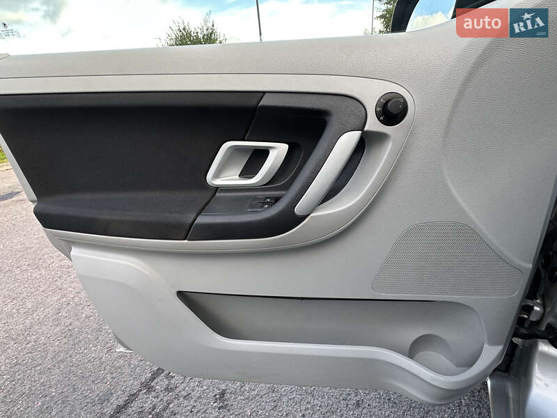 Хетчбек Skoda Fabia 2007 в Дрогобичі фото 28 Хетчбек Skoda Fabia 2007 в Дрогобичі