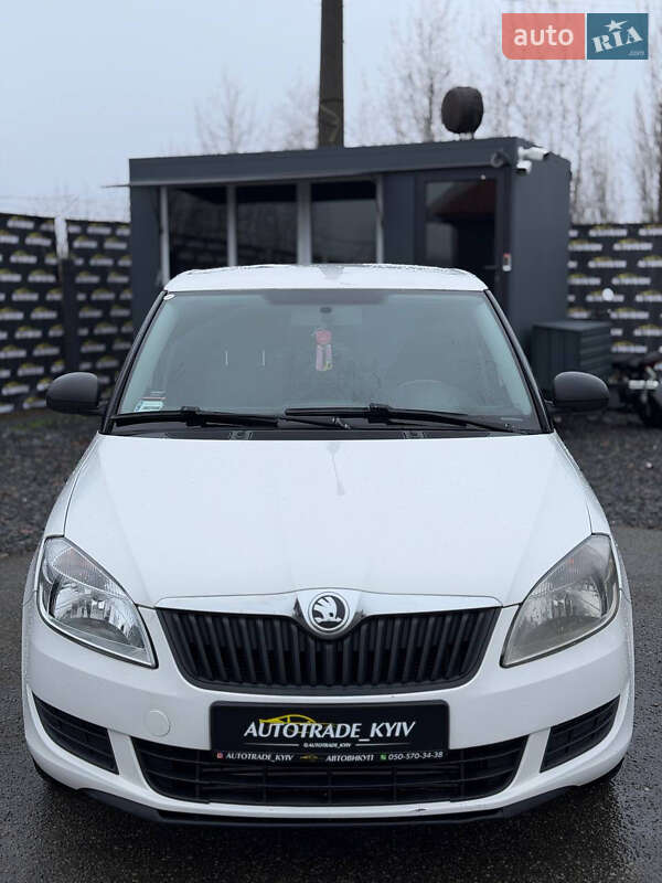 Хэтчбек Skoda Fabia 2014 в Киеве