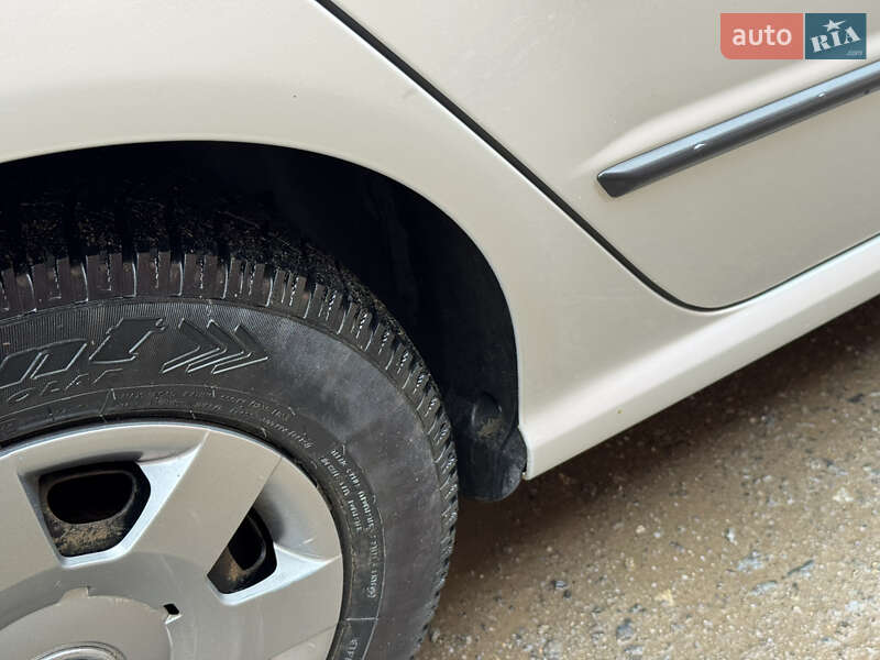 Універсал Skoda Fabia 2004 в Вінниці