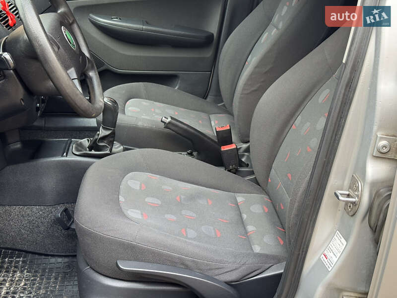 Універсал Skoda Fabia 2004 в Вінниці