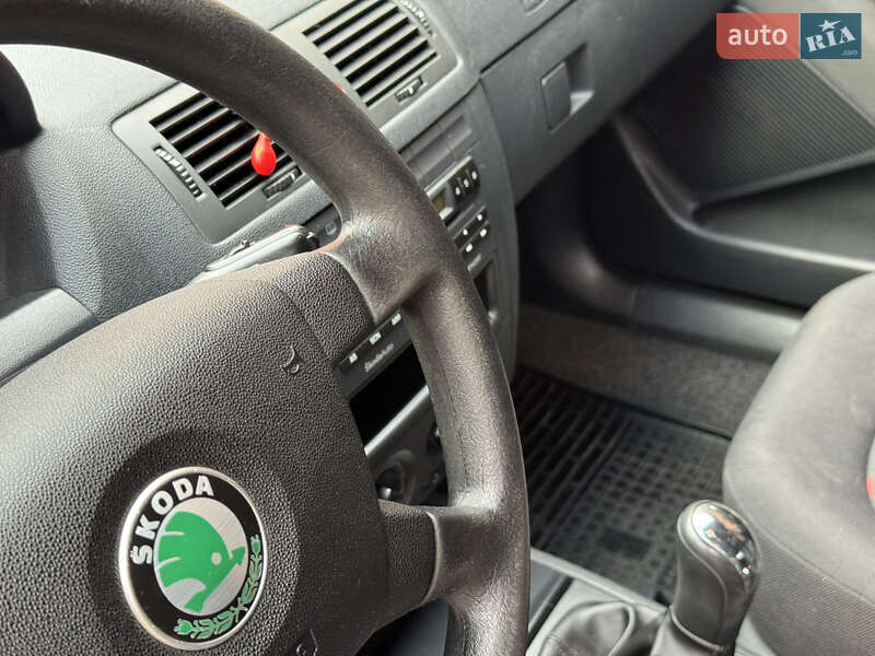 Універсал Skoda Fabia 2004 в Вінниці