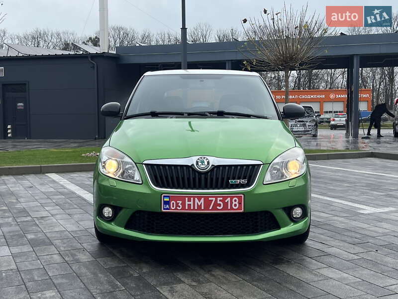 Хетчбек Skoda Fabia 2011 в Луцьку