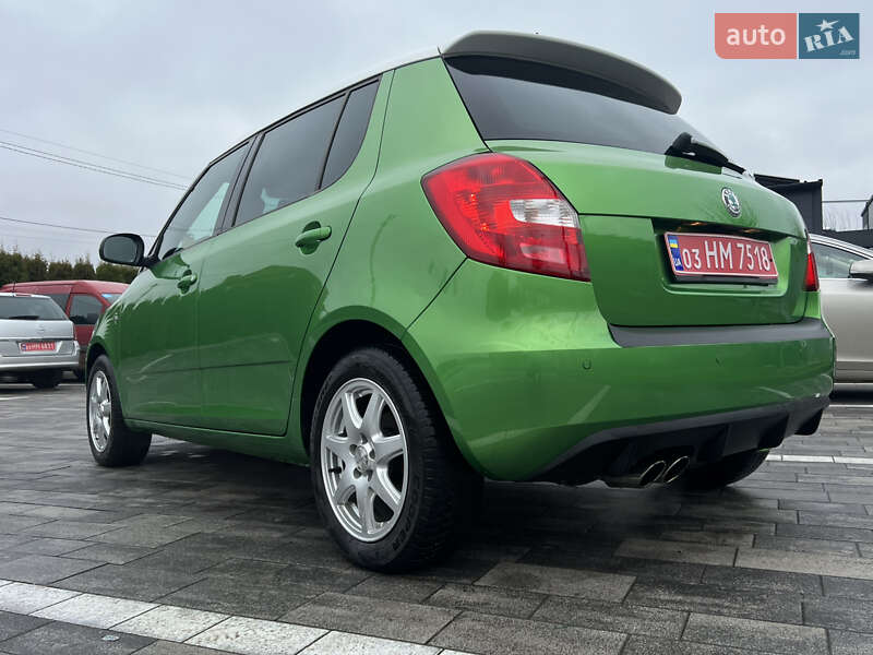 Хетчбек Skoda Fabia 2011 в Луцьку
