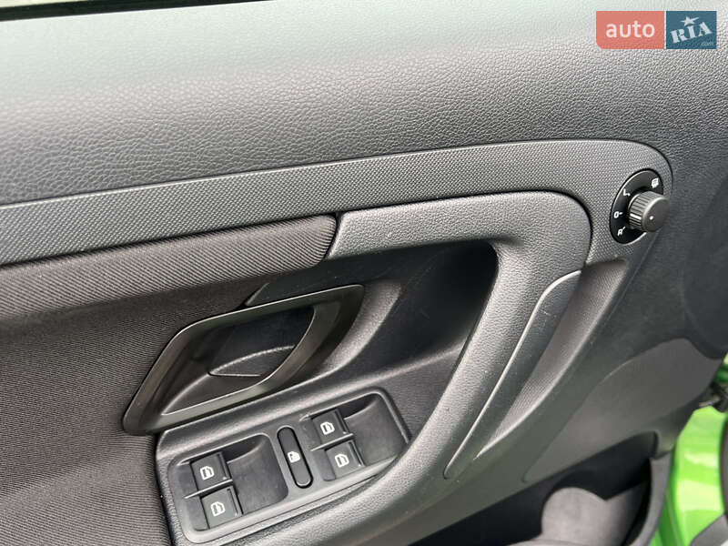 Хетчбек Skoda Fabia 2011 в Луцьку