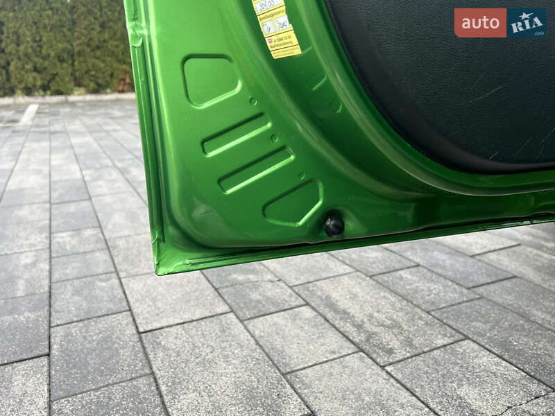 Хетчбек Skoda Fabia 2011 в Луцьку