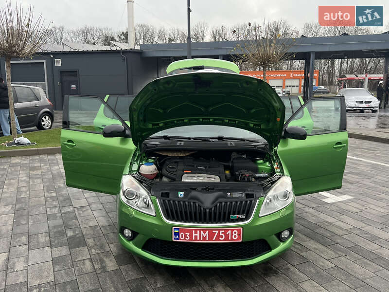 Хетчбек Skoda Fabia 2011 в Луцьку
