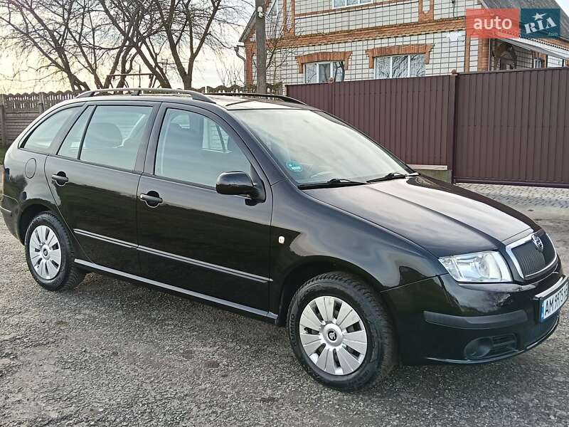 Универсал Skoda Fabia 2004 в Виннице