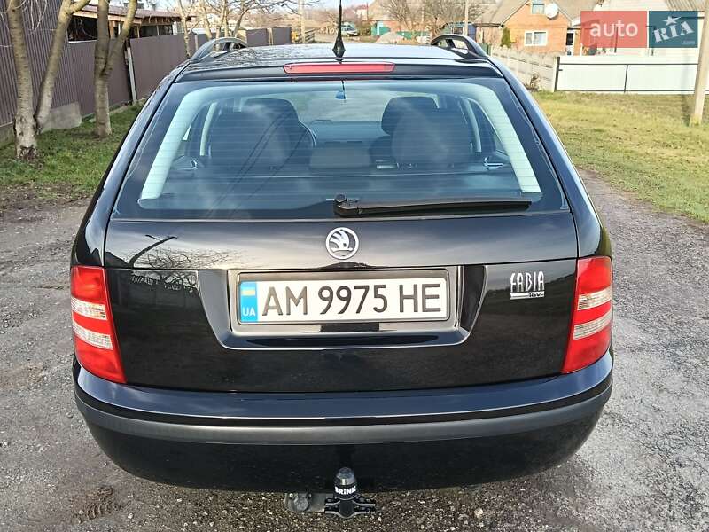 Универсал Skoda Fabia 2004 в Виннице
