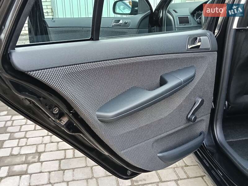 Универсал Skoda Fabia 2004 в Виннице