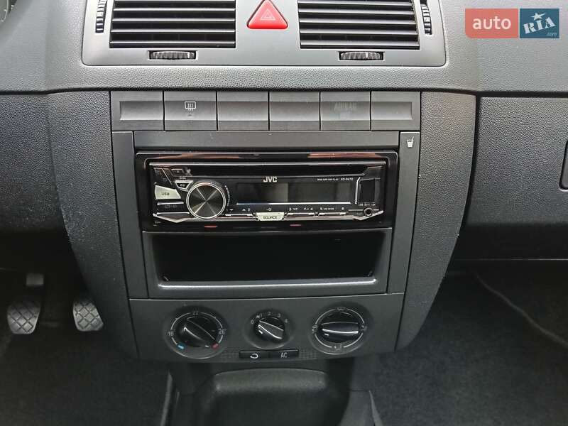 Универсал Skoda Fabia 2004 в Виннице