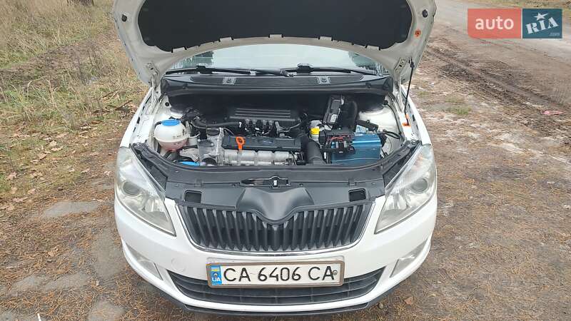 Універсал Skoda Fabia 2012 в Черкасах
