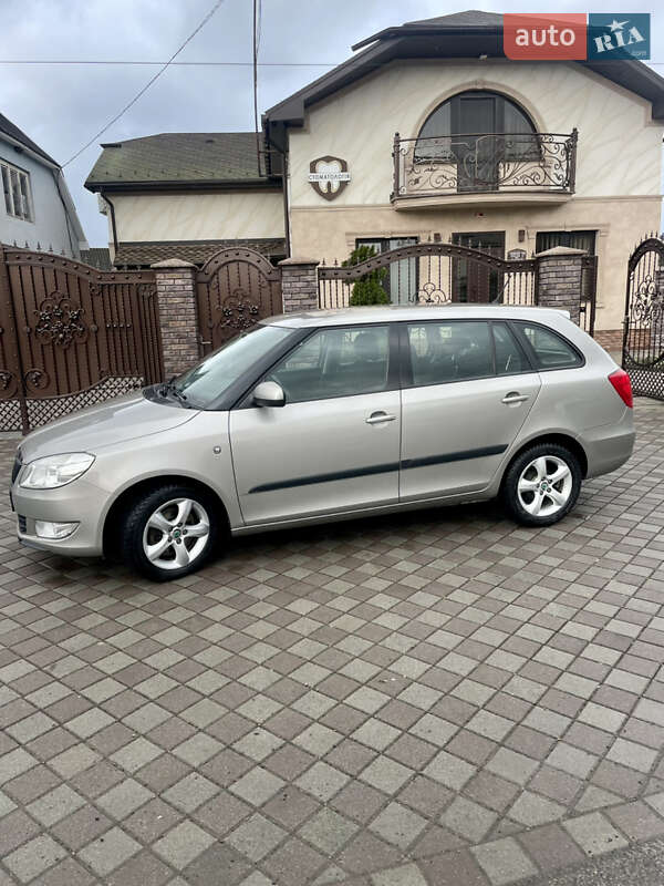 Універсал Skoda Fabia 2012 в Мукачевому