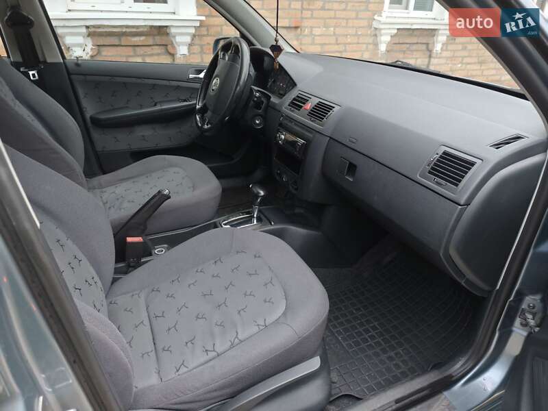 Універсал Skoda Fabia 2003 в Кропивницькому