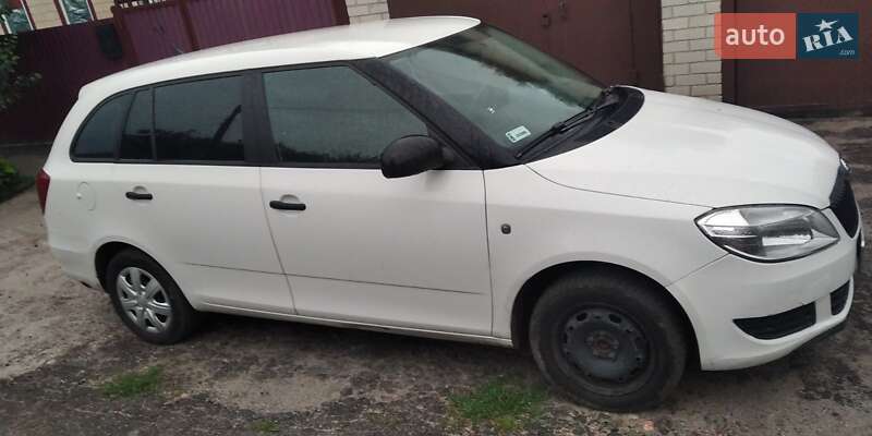 Універсал Skoda Fabia 2014 в Мошнах