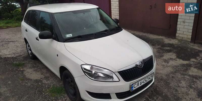 Універсал Skoda Fabia 2014 в Мошнах