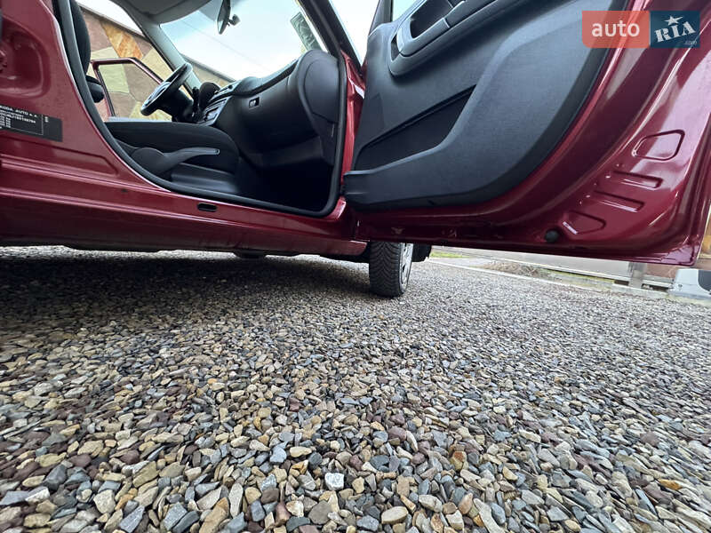 Хэтчбек Skoda Fabia 2008 в Ивано-Франковске