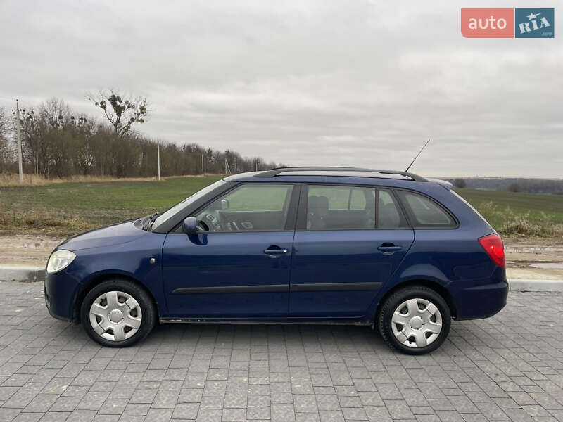 Універсал Skoda Fabia 2009 в Львові