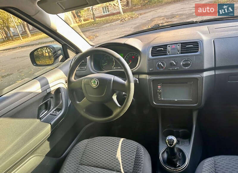 Хетчбек Skoda Fabia 2011 в Києві