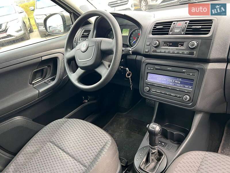 Універсал Skoda Fabia 2010 в Львові