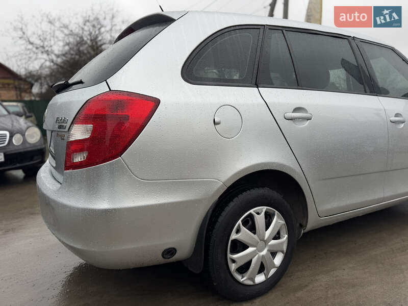 Універсал Skoda Fabia 2010 в Бердичеві