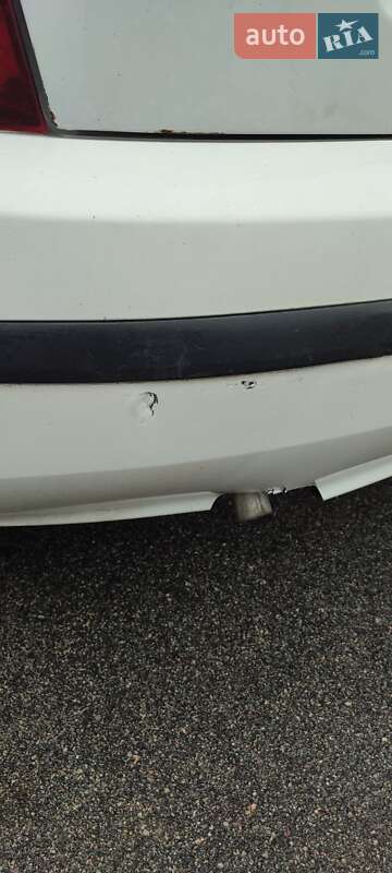 Хетчбек Skoda Fabia 2004 в Кропивницькому