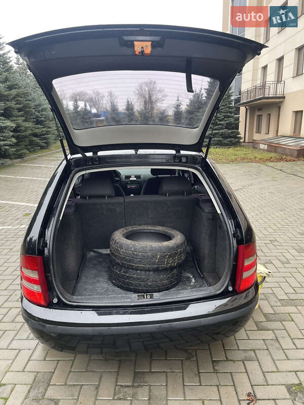 Універсал Skoda Fabia 2001 в Харкові