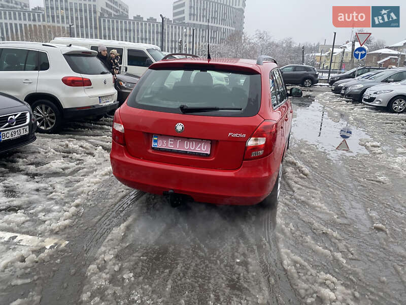 Универсал Skoda Fabia 2008 в Львове